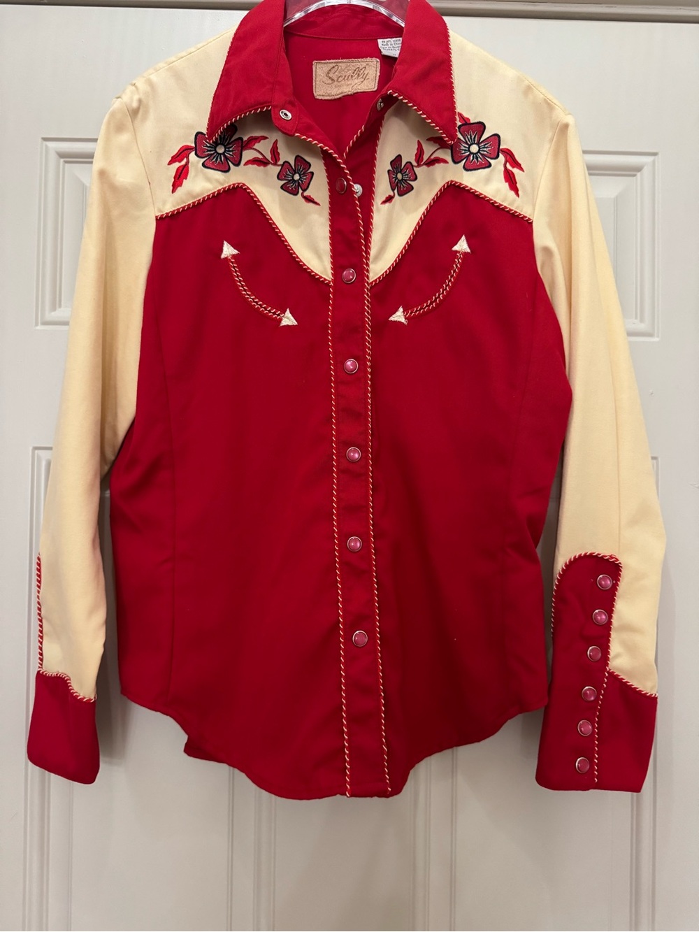 Scully Red & Cream Western Embroidered Snap-Front Shirt poppy flowers 🌹 vintage